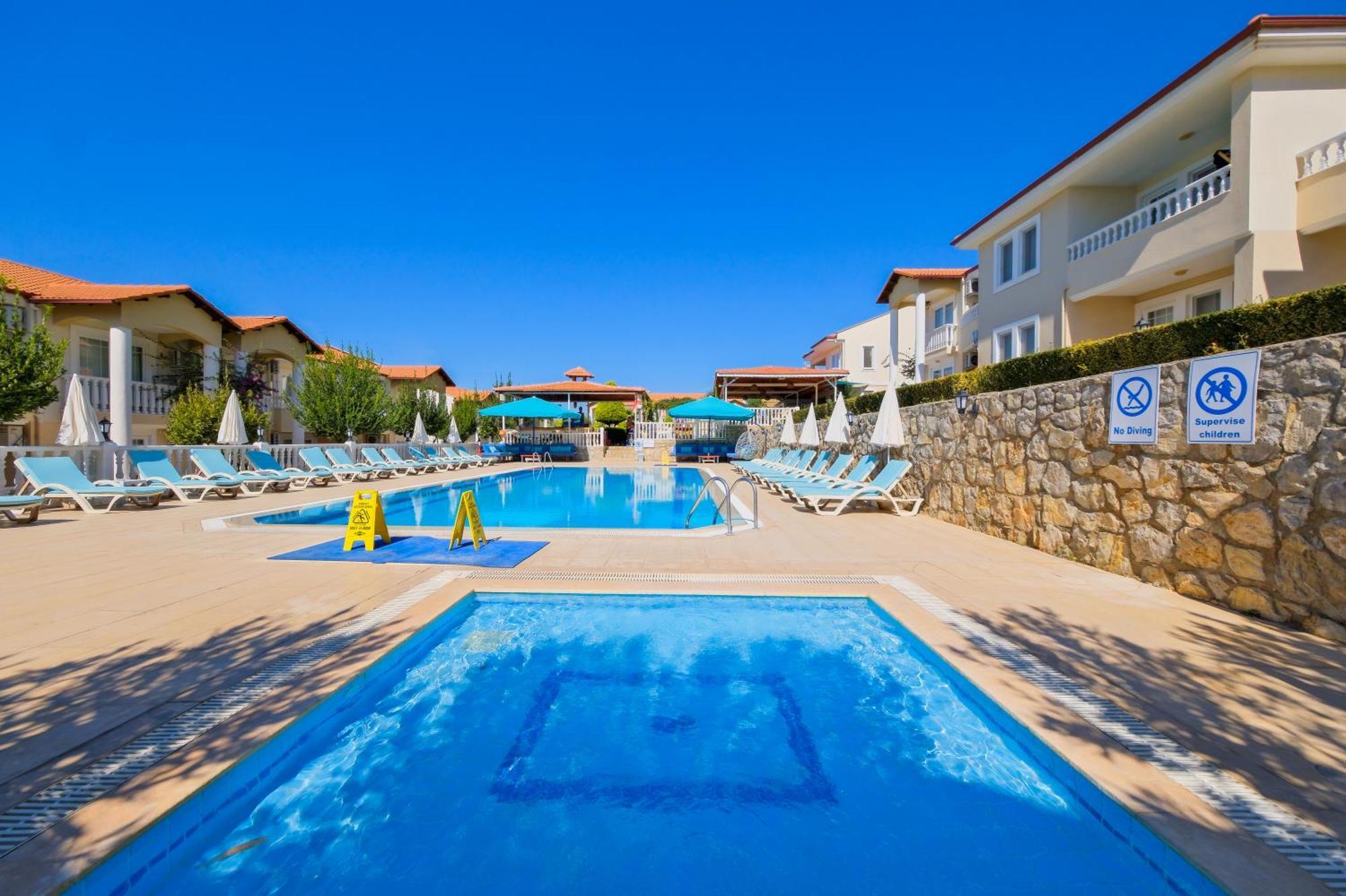 Larimar Suite Hotel Oludeniz Bagian luar foto